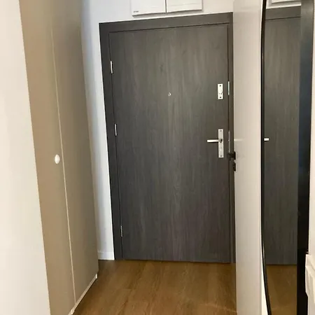 Апартаменти Yellow Stone