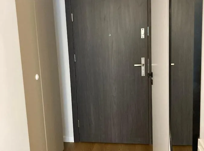 アパート Yellow Stone