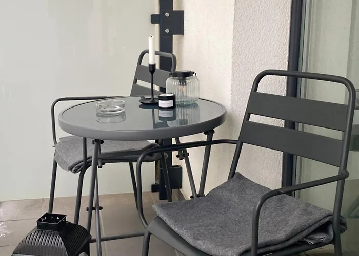 Yellow Stone アパート *